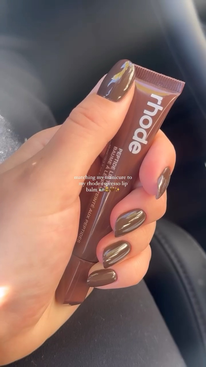 espresso brown everything, please ☕️🤎


#manicure #nailday #russianmanicure #lipbalm #lippies #lipgloss #rhode #beauty #makeup #liptint #lipcare #trending #trendingreels #contentcreator #pinterest #ａｅｓｔｈｅｔｉｃ #microinfluencer #lifestyle #instagood #girlythings #reeloftheday #beautyreels #selfcare #selfcareday #girlhood #espressobrown #winter #christmas #holidays #manicureinspo

#LTKSeasonal #LTKBeauty #LTKHoliday