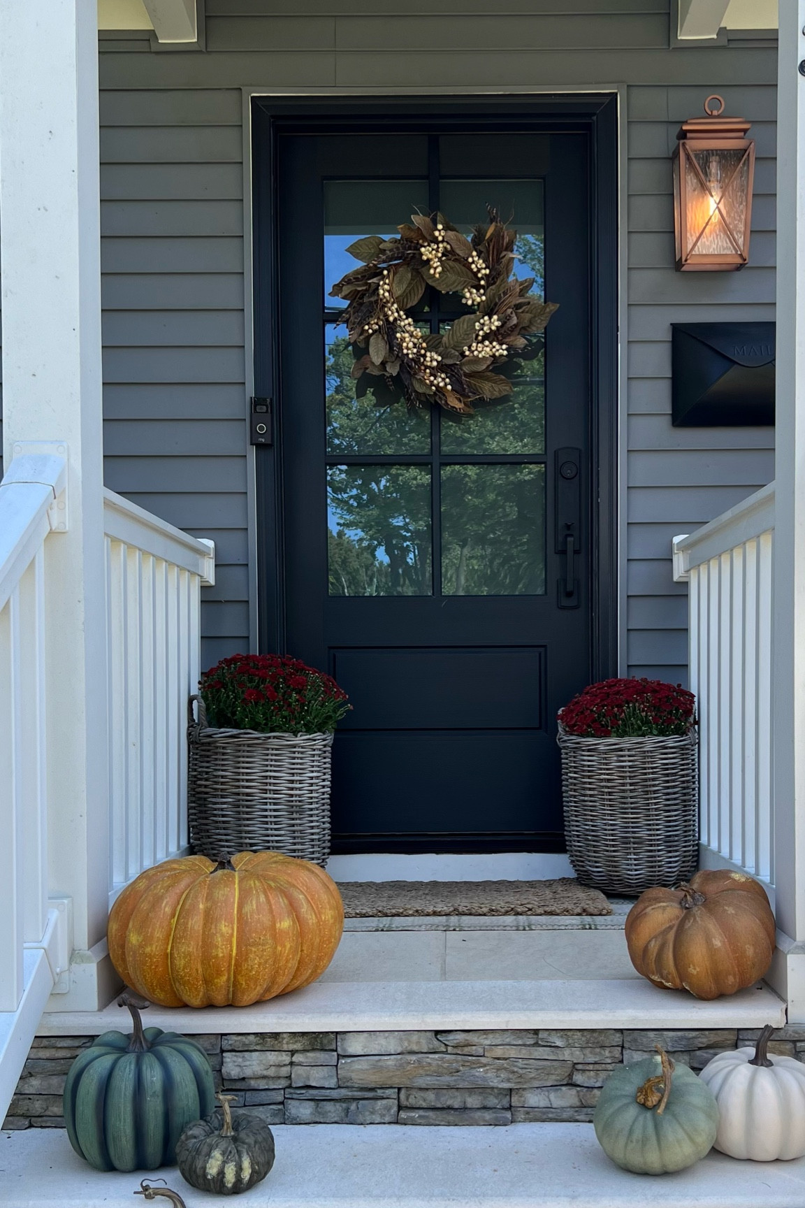 Fall front porch 🎃

#LTKHome #LTKFallSale #LTKSeasonal