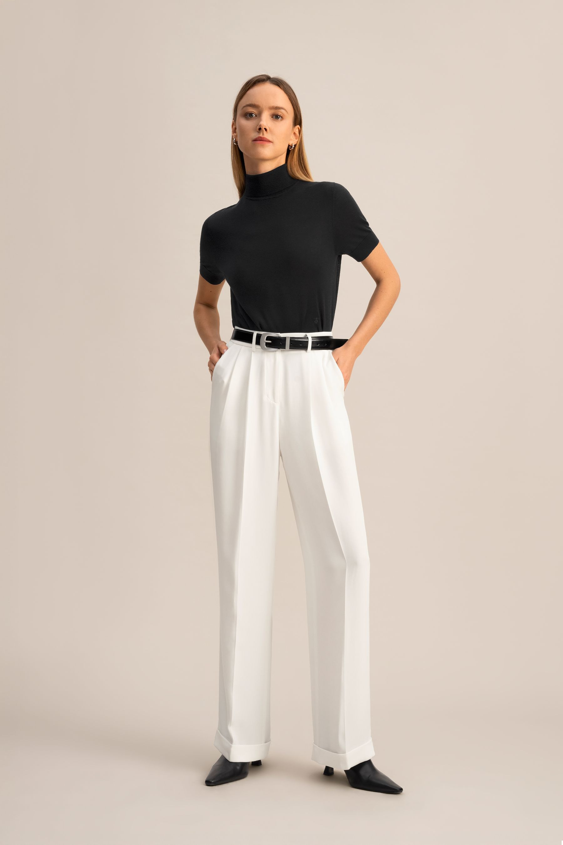 Timeless Pleated Wide-Leg Dense Silk Trousers | LilySilk