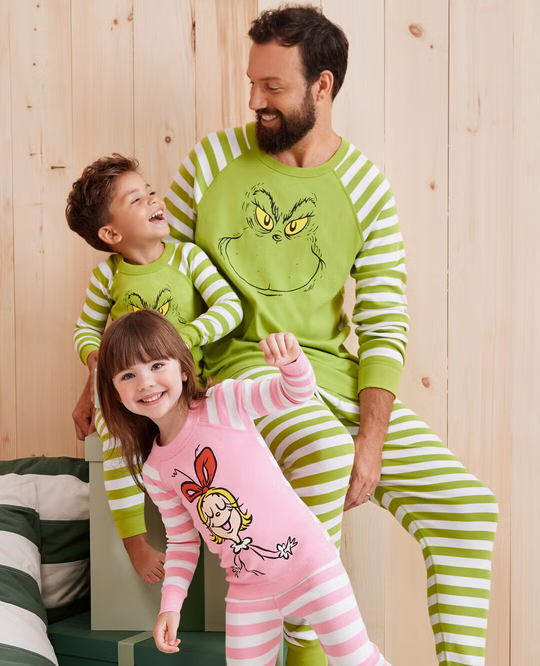 Dr. Seuss Grinch Matching Family Pajamas | Hanna Andersson