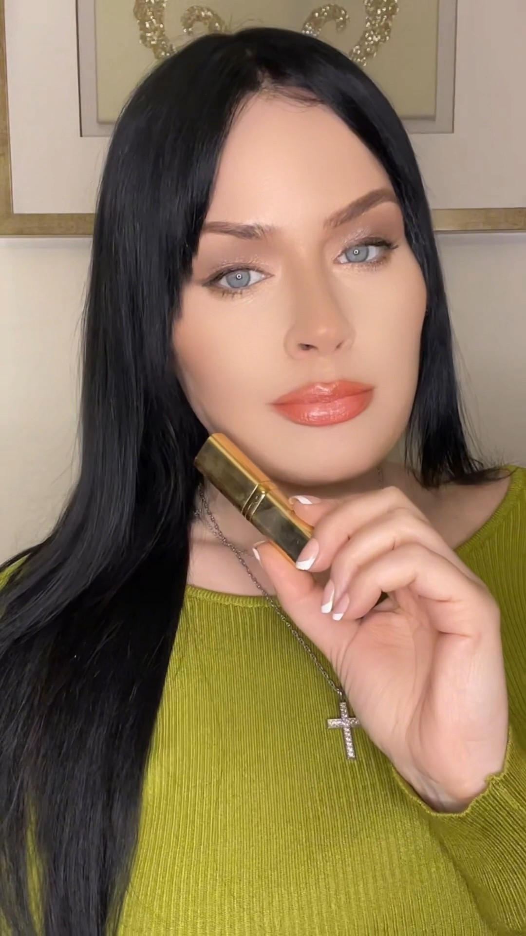 Perfect peach lipstick 

#LTKwedding #LTKbeauty #LTKparties