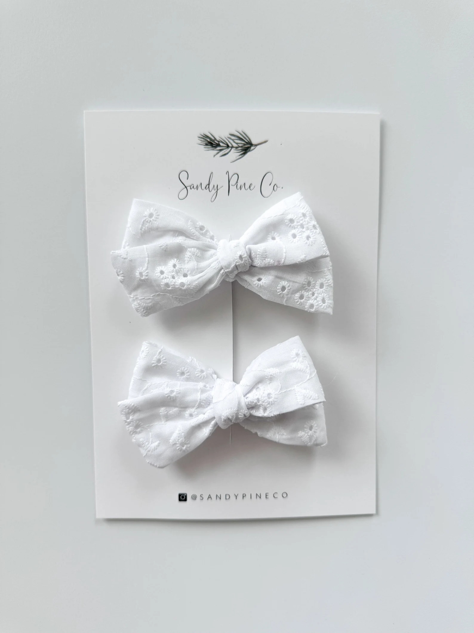 White Eyelet Piggie Set CLIP ONLY - Etsy | Etsy (US)