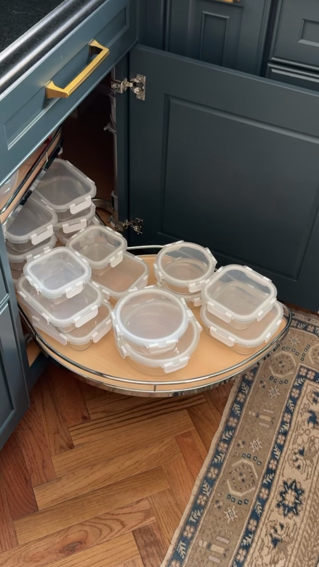 For lunch and leftovers… these glass containers don’t leak, are microwave safe, and dishwasher safe. They’re on sale for Prime!

#LTKSaleAlert #LTKHome
