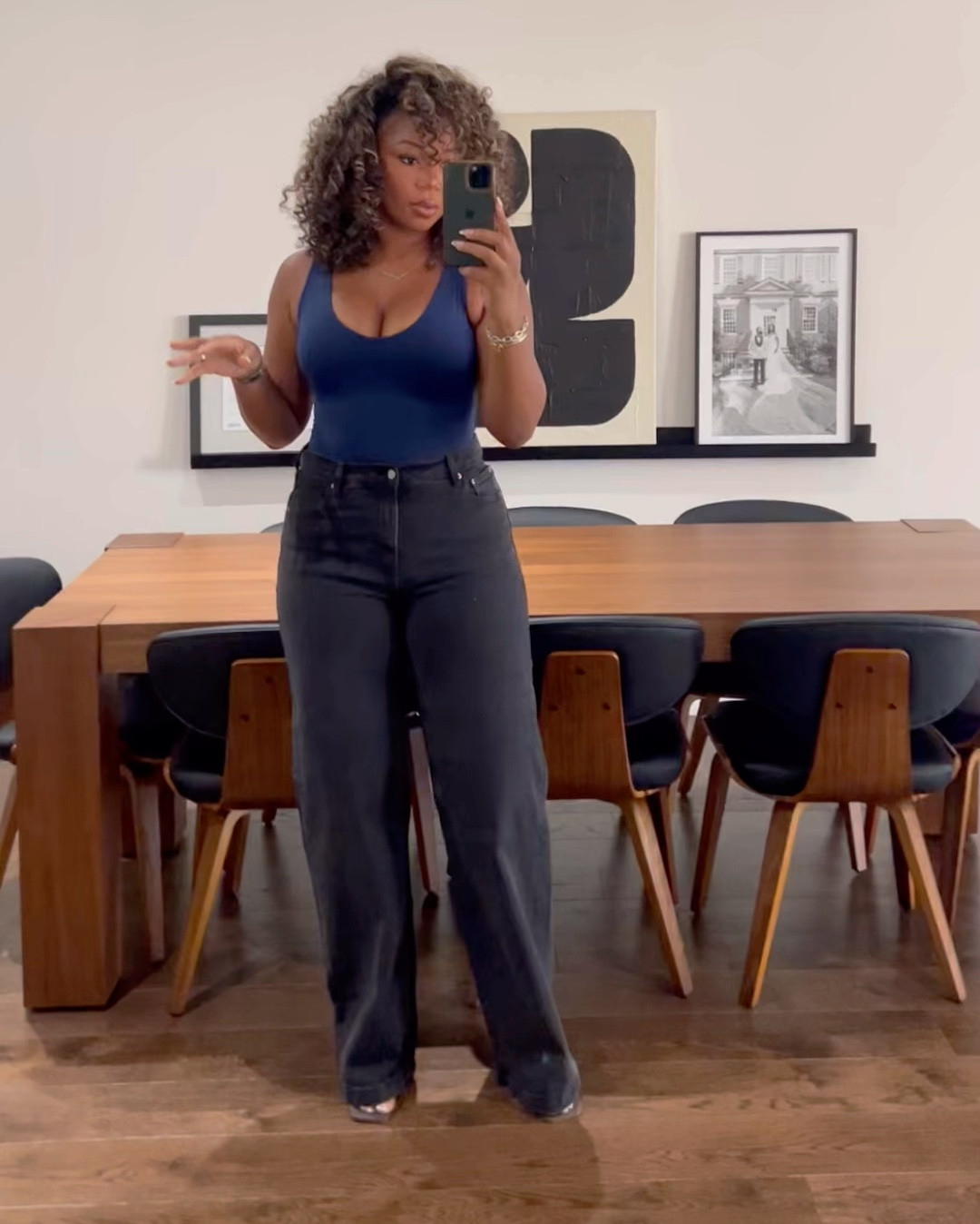talk through of my fav gap jeans! 5’9 200 lbs wearing 32 tall 😍 USE MY CODE JANESHA15 20-40% Off All Jeans during the Gap Jeans Event now through 9/8! @gap #howyouweargap #gappartner