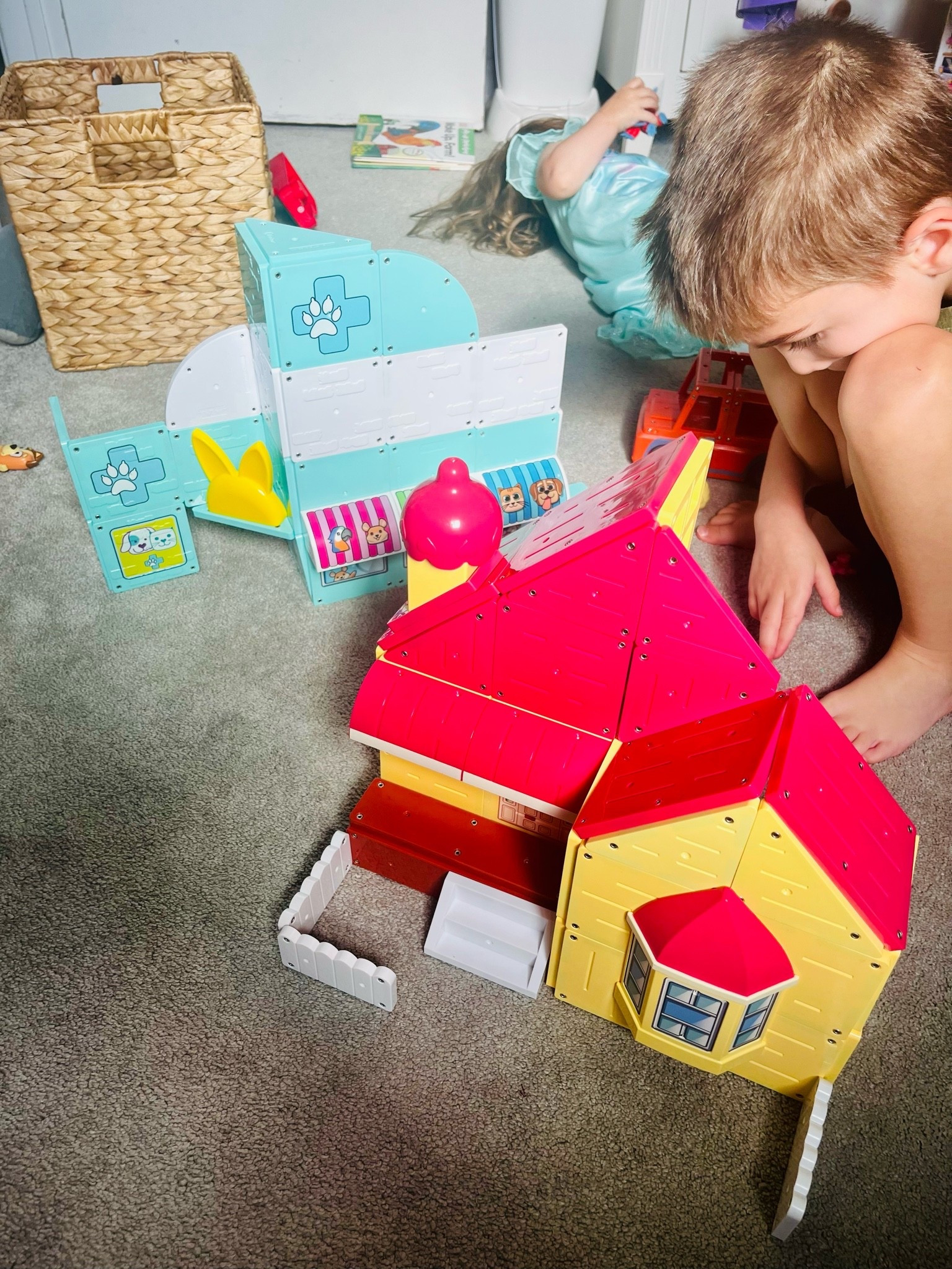 It’s a Tile Town morning! #kids #play #toys #magnetictiles

#LTKKids #LTKmomlife #LTKSaleAlert