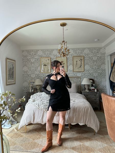 Lace short black dress from Alana eve