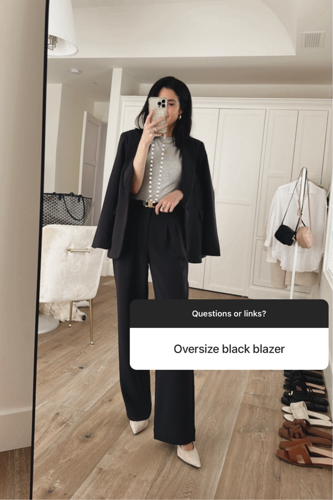 Wearing the size medium blazer for more of an oversized fit and size 2 pants ✨