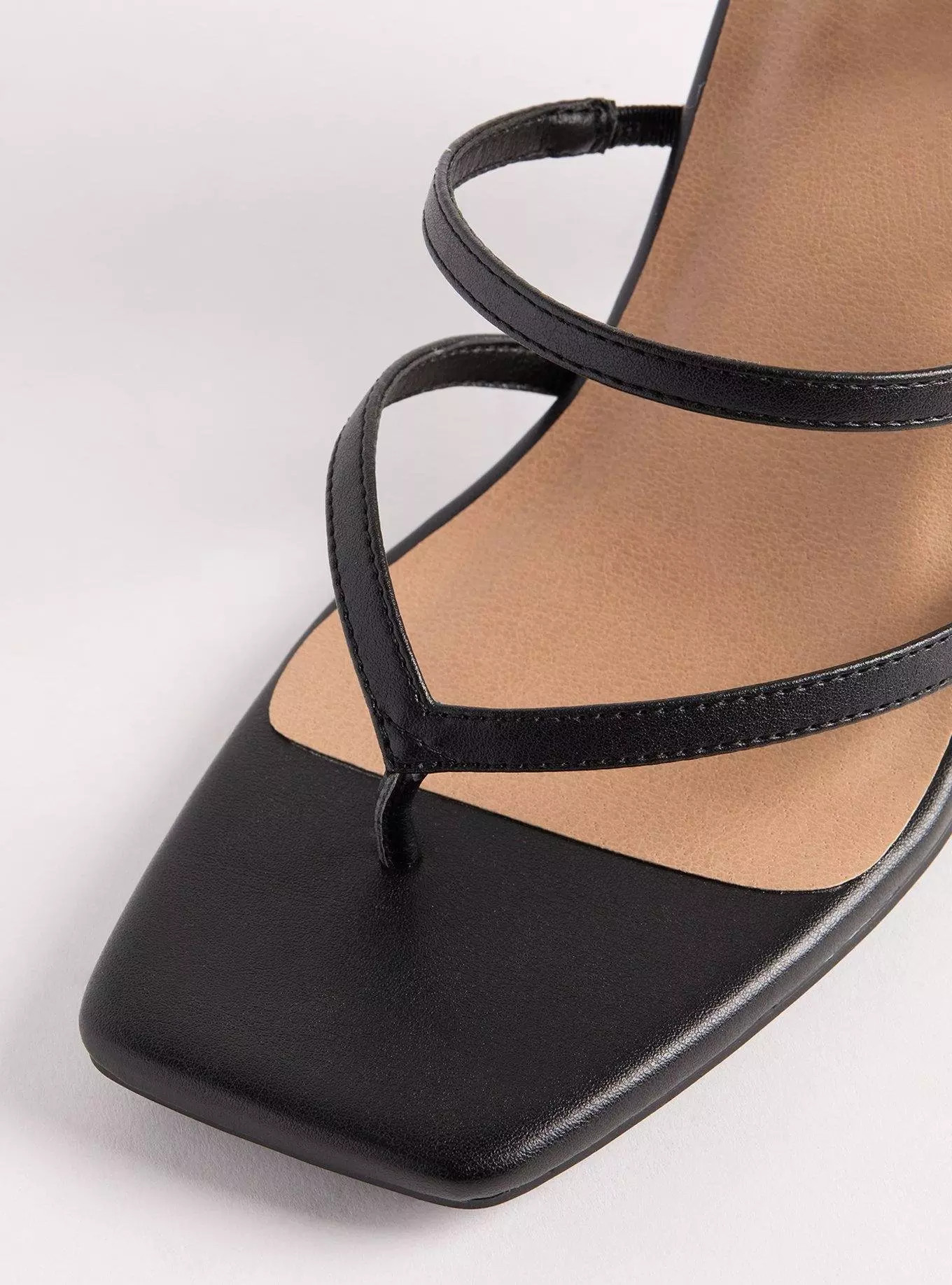 Wrap Heel Thong Sandal (WW) | Torrid (US & Canada)