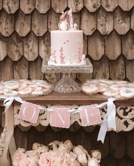 Heirloom cake stands that make for great wedding gifts 

#LTKhome #LTKwedding #LTKGiftGuide