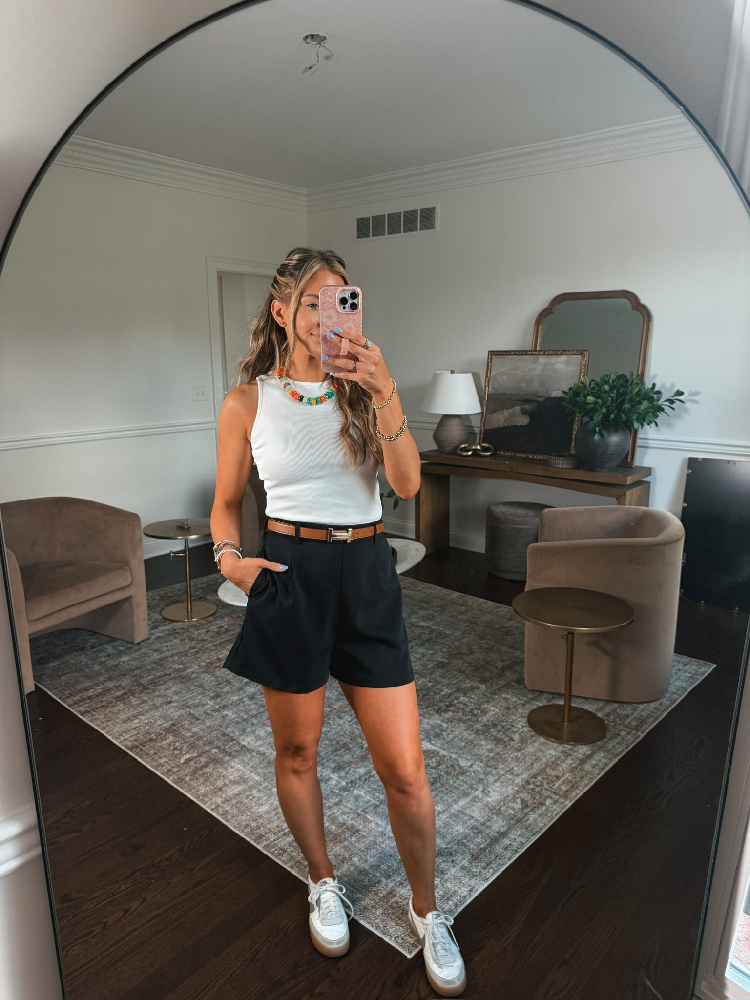 This set looks so high end!! I love the elevated look for a perfect summer go to outfit ☀️☀️☀️