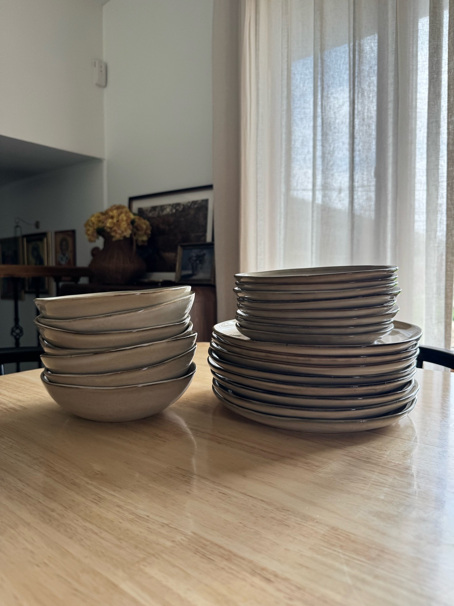 Scratch resistant dinnerware set 🤍

#LTKHome #LTKSaleAlert