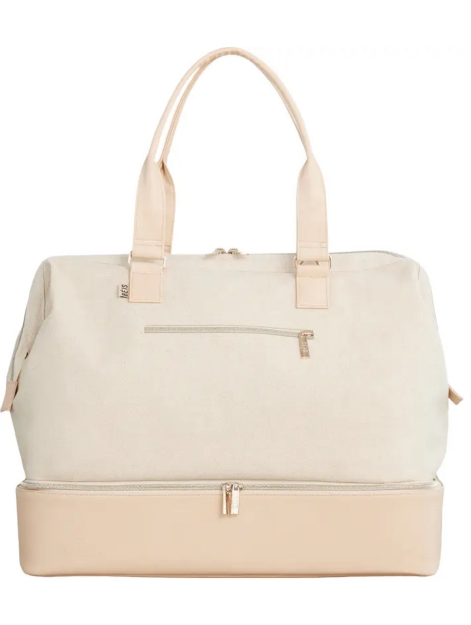 Beis travel weekender bag makes the perfect gift for those girlies on the go 

#LTKtravel #LTKGiftGuide #LTKitbag