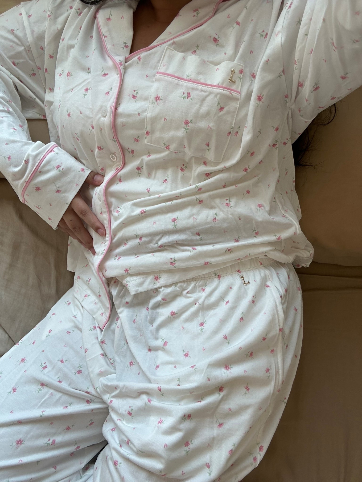 matching floral set from @lounge 

#LTKPetite #LTKfoodie