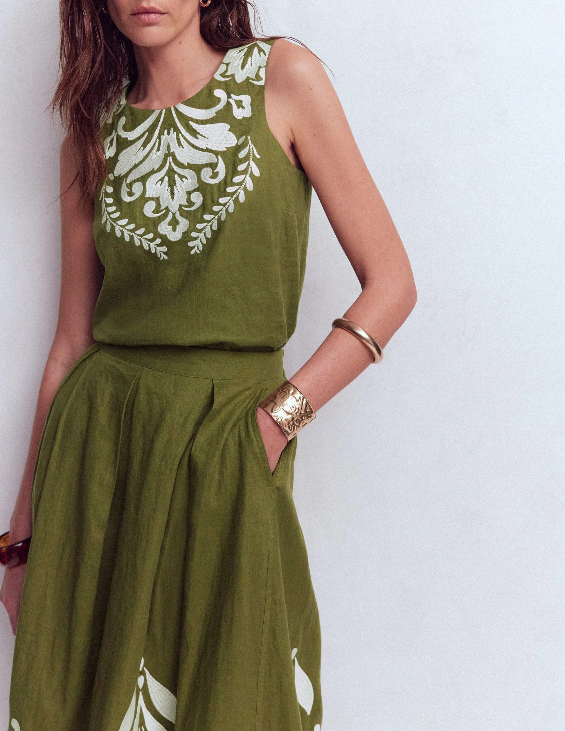 Sofia Embroidered Linen Top-Woodland Green | Boden (US)