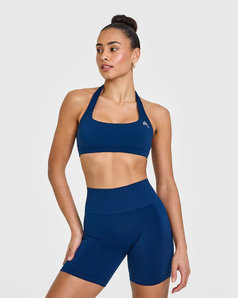 EasyLift™ Halter Bralette 
 Midnight | Oner Active (UK / US)