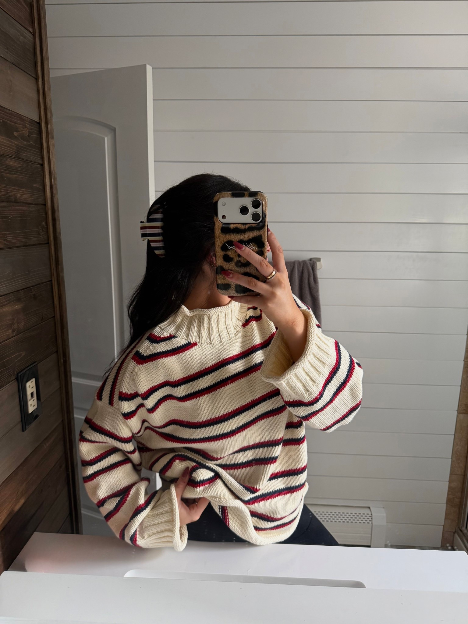 this j crew sweater is definitely worth the hype!!! wearing a size L for a comfy oversized fit #CozyOutfits #JCrew 

#LTKFindsUnder100 #LTKSeasonal #LTKootd