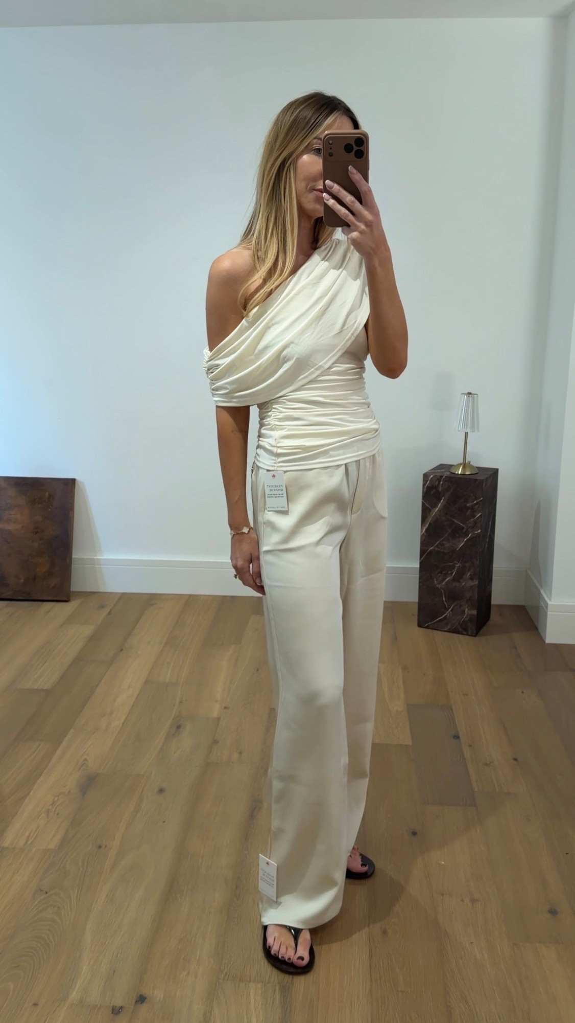 This is is available with a matching skirt, I wasn’t expecting to love the top as much as I have, so lovely without having to put any effort, wear it with these trousers, white trousers, even jeans for a jeans and a nice top look. So soft and stretchy!! I’m wearing a small. 

#LTKspring #LTKuk #LTKsummer