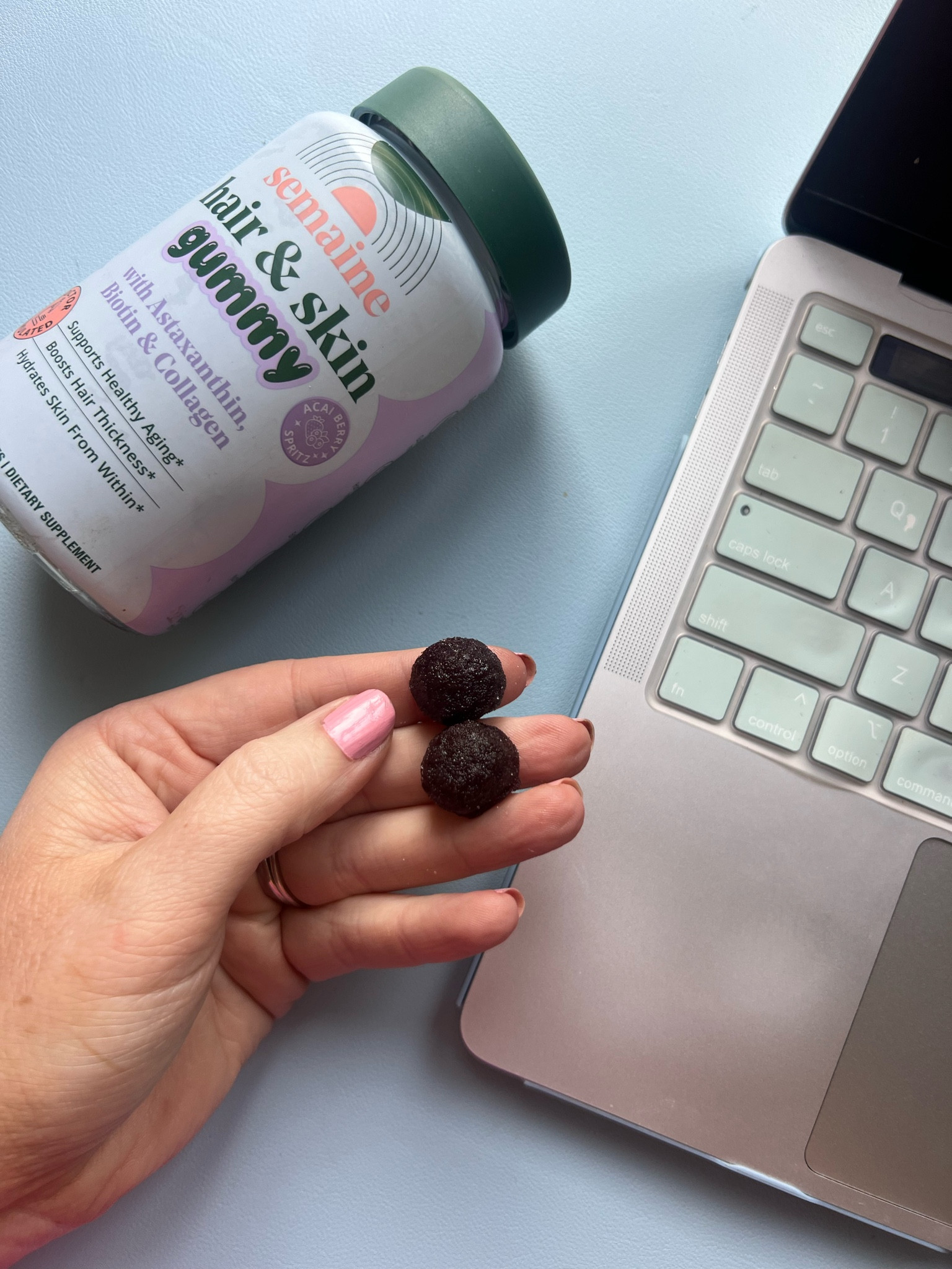 one of my “over 40” beauty tips — a hair and skin vitamin with collagen, biotin, vitamin C and more 

#LTKBeauty #LTKOver40