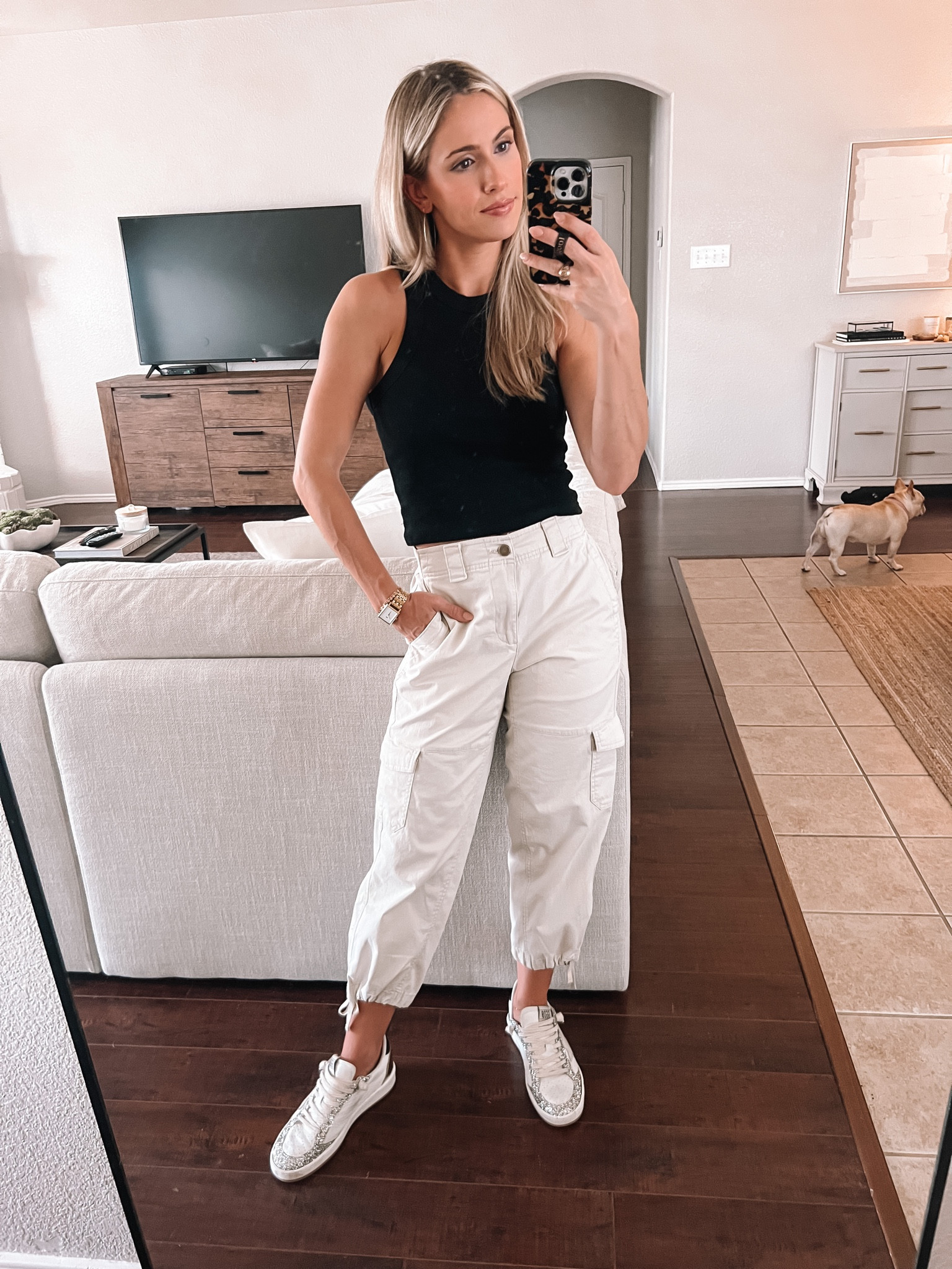 Wearing an XS petite in pants 

#LTKfit #LTKFind #LTKsalealert