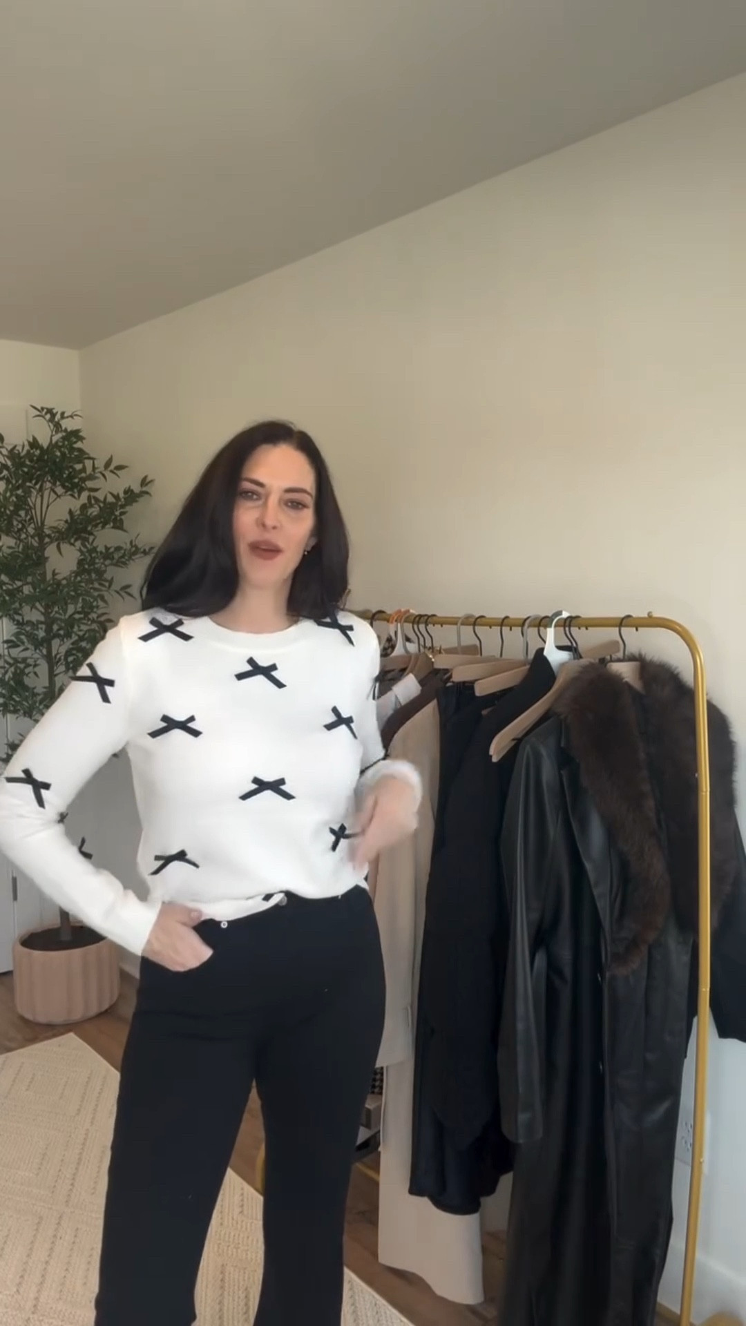 Check out these 3 sweaters from @loft 
Perfect! 

#loft #nashville #style #sweater #sweaterweather #fashionstyle #styleinspo #casual #affordable #jeans #holiday #sale #ltk #ootdfashion