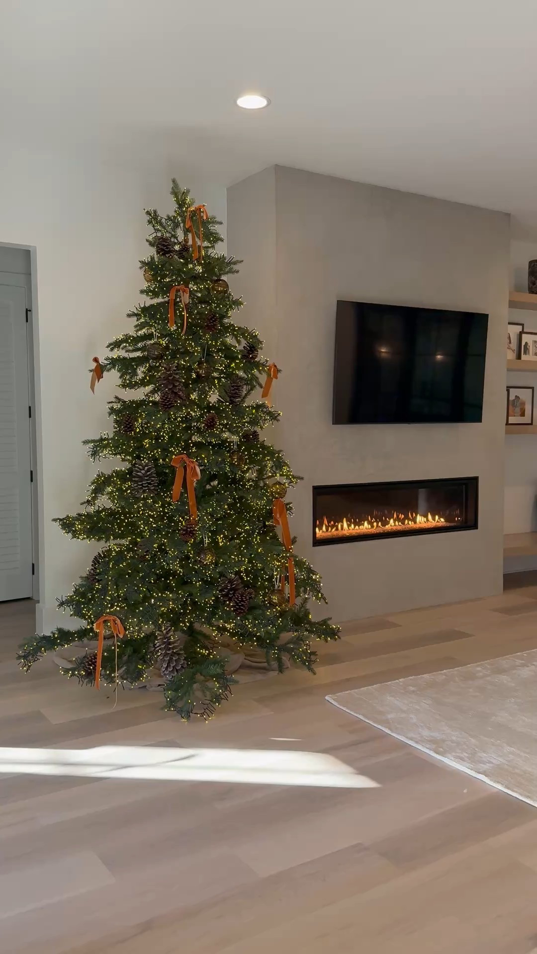 West Elm Christmas Trees Wayfair Amazon Holiday Christmas pre lit Christmas trees 

#LTKHome #LTKSeasonal