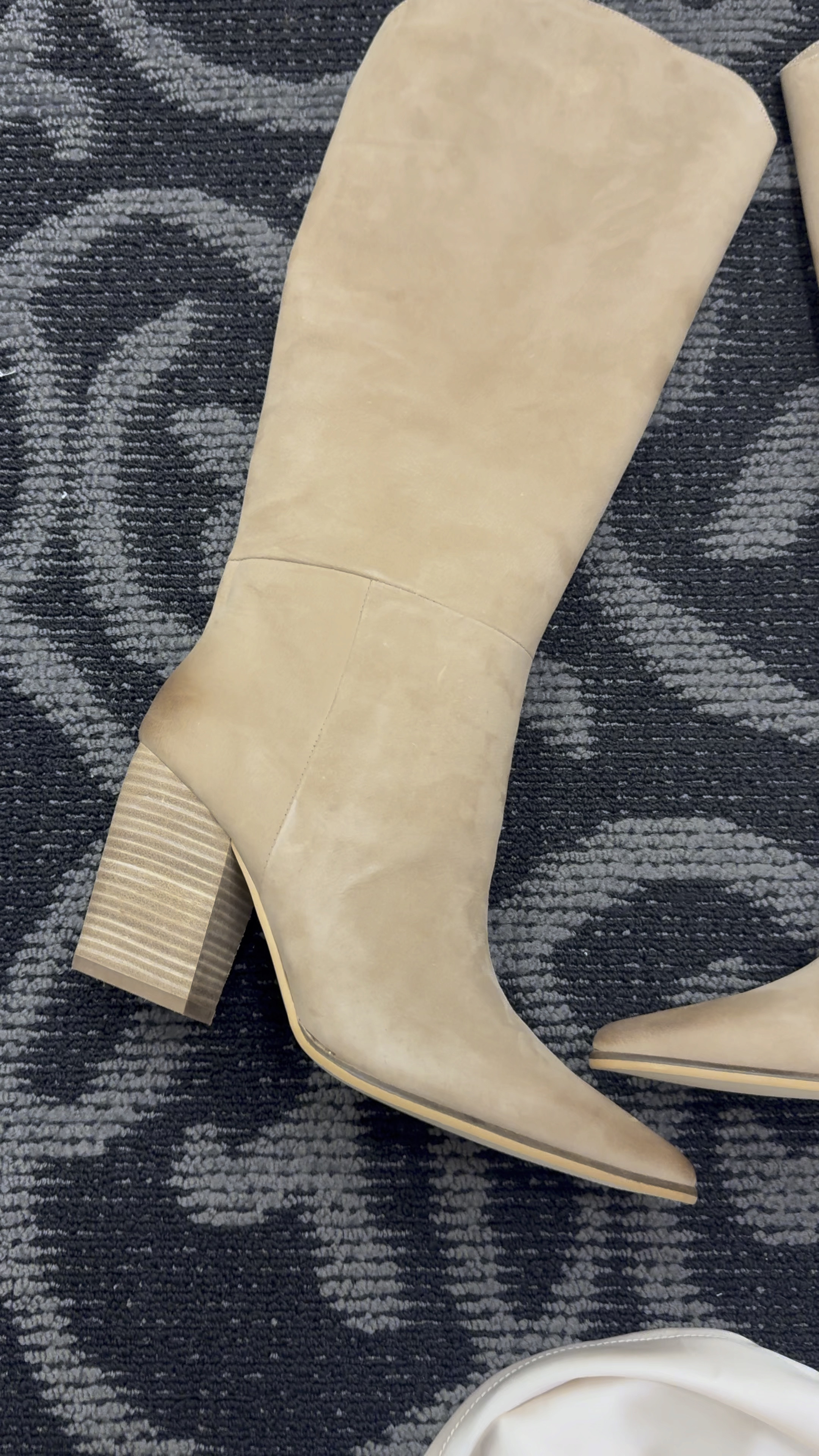 The perfect Steve Madden neutral knee high boots on the NSale
Tts 

#LTKxNSale #LTKShoeCrush #LTKStyleTip