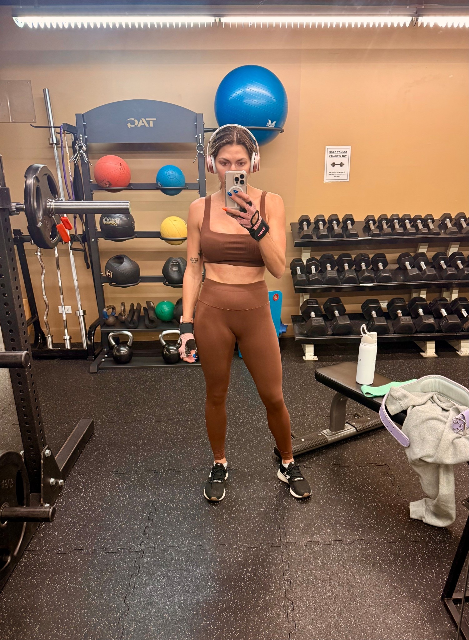 First day back in the gym after 2 weeks! Ready to get back after it 💪🏼

#LTKfitnessgoals #LTKActive #LTKPetite