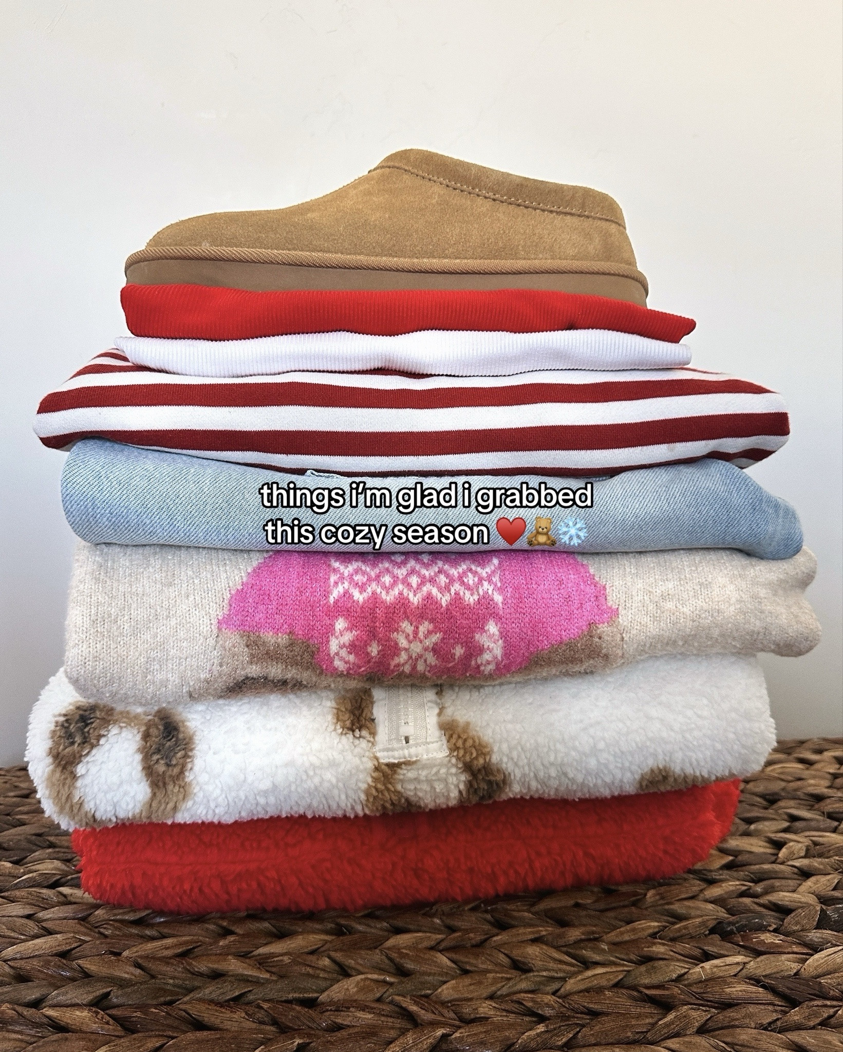 cozy staples I keep reaching for — sherpa pullovers, teddy bear sweater, striped long sleeves, ribbed layers, comfy jeans, and ugg-inspired slip ons for everyday wear. 🤌🏼

#cozyoutfits #wardrobebasics #casualstyle 


#LTKFindsUnder50 #LTKootd #LTKHoliday