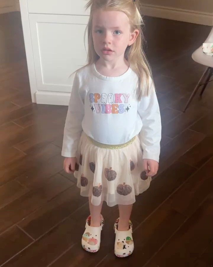 Adorable kitty cat ears hairstyle and spooky vibes for Halloween 🎃 

#LTKKids #LTKParties #LTKHalloween