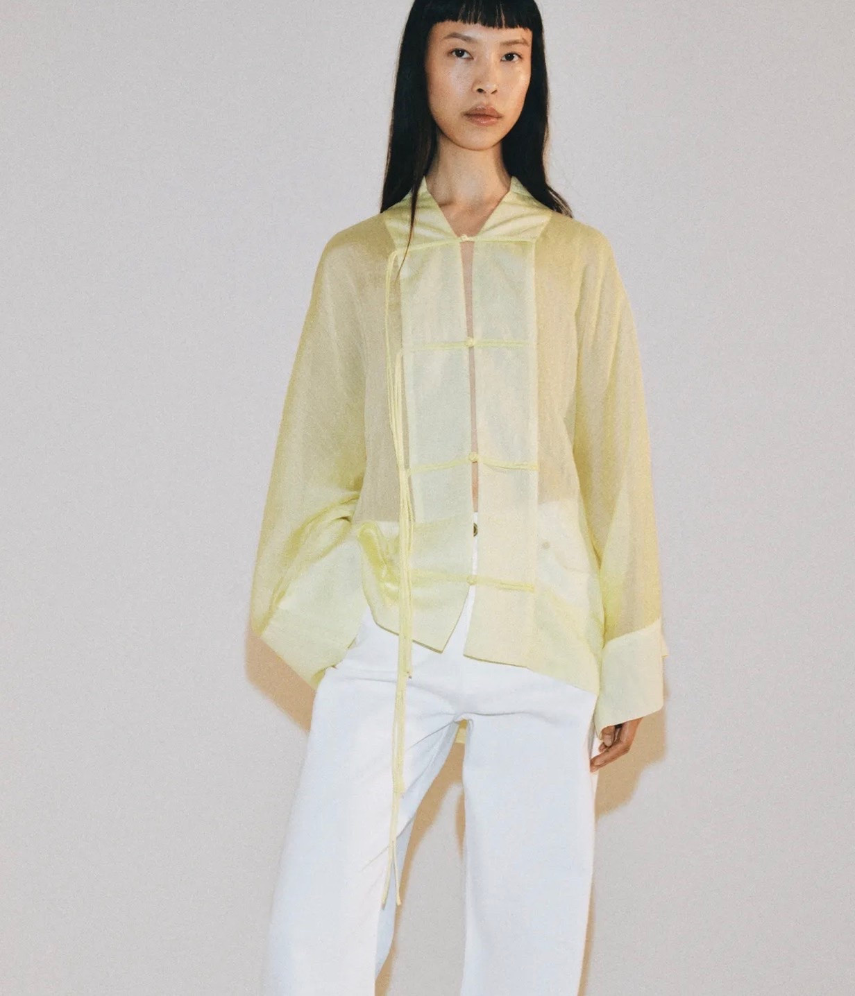 The most gorgeous summer top 💛

Sheer blouse, Zara, butter yellow, frog button detail, mandarin top

#LTKuk #LTKspring #LTKsummer