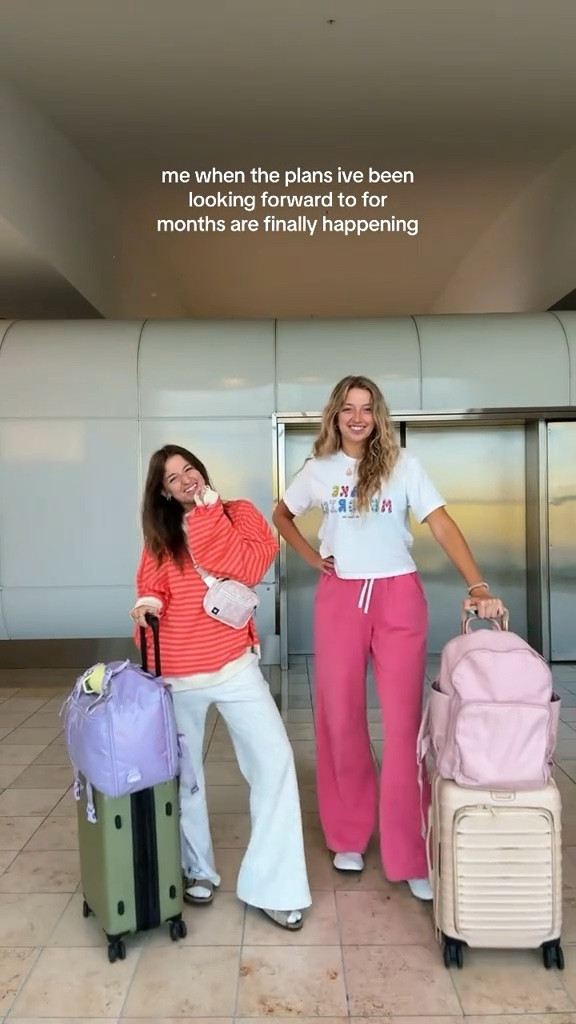 Travel outfits🫶🏼 my shirt is new Beach Club coming sooooon✨ 

luggage, travel backpack, wide leg sweatpants, sweaters, spring outfits

#LTKVideo #LTKtravel #LTKitbag