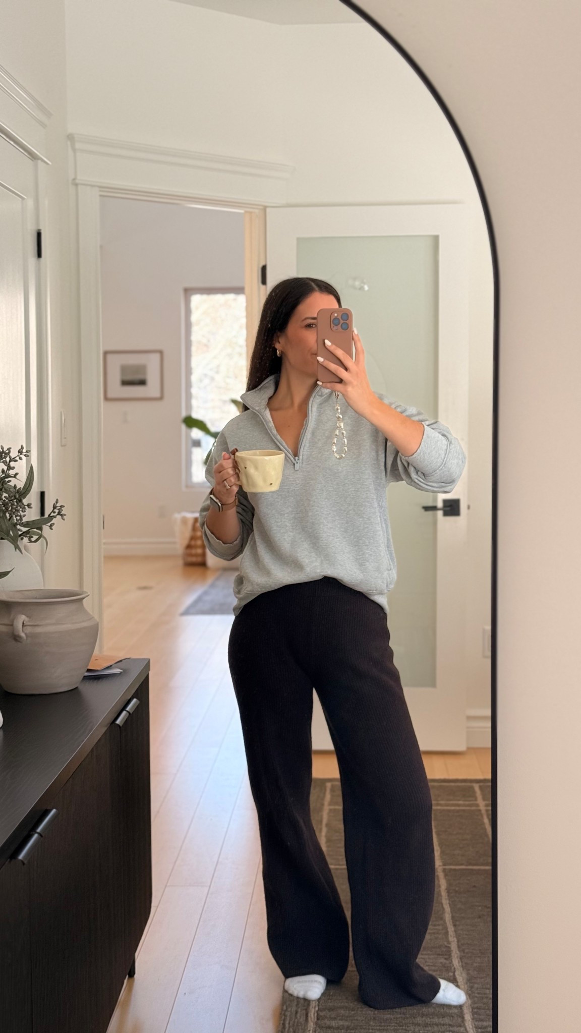 Cozy lounge clothes but make it cute 🤎 #ltkcanada 

#LTKmomlife #LTKmorningroutine #LTKootd