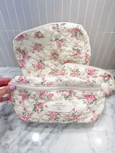 Amazon 3 piece floral makeup bag



#LTKtravel #LTKbeauty
