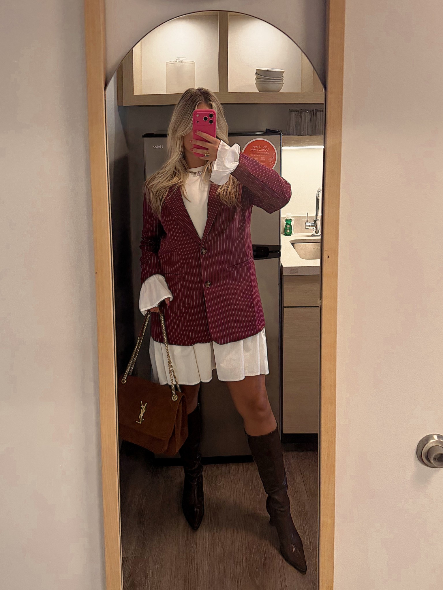 I like to call this “corporate cutesy” 🤭 

#LTKWorkwear #LTKFindsUnder50 #LTKStyleTip