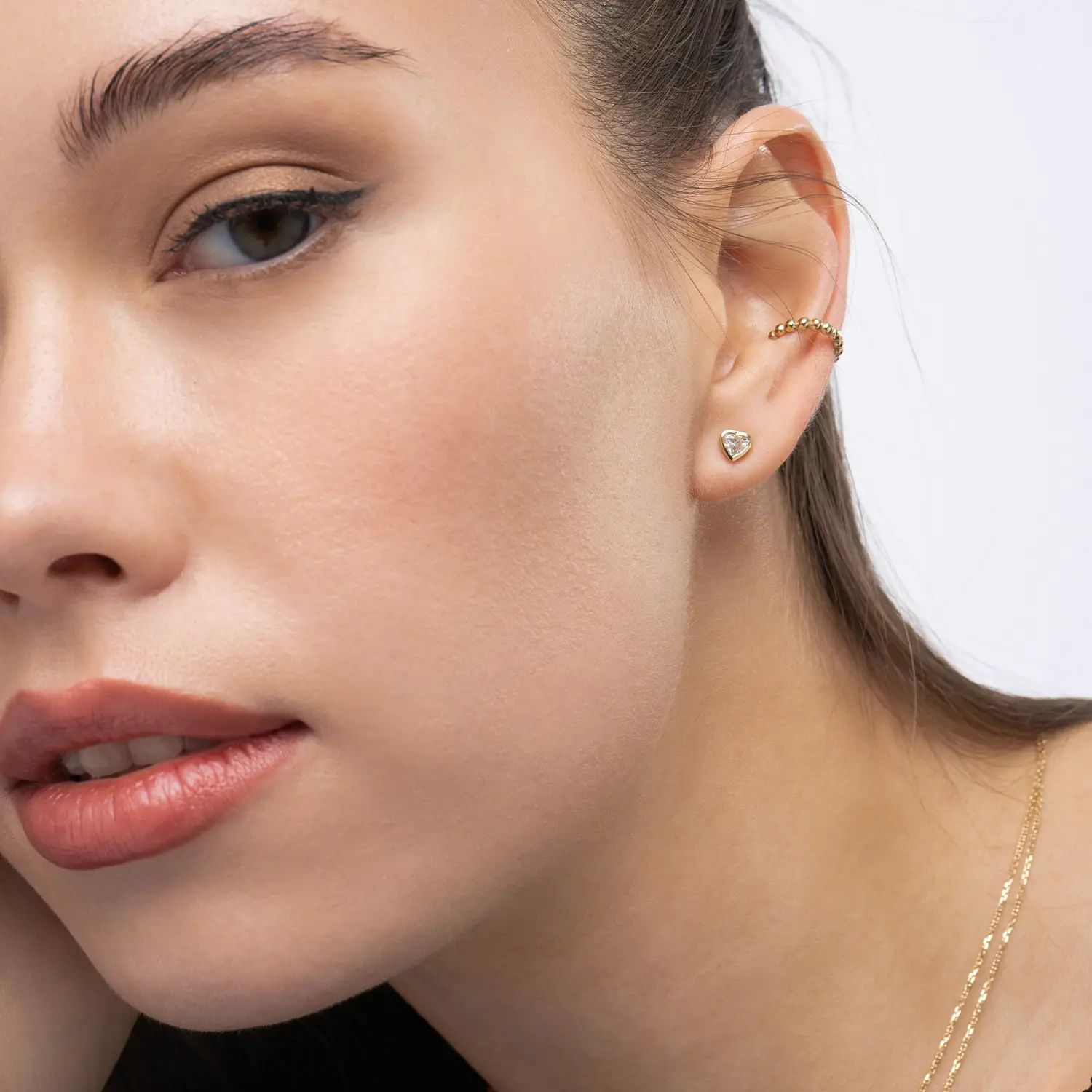 Heart Shape Diamond Stud Earrings- 14k Solid Gold | Oak & Luna (US)