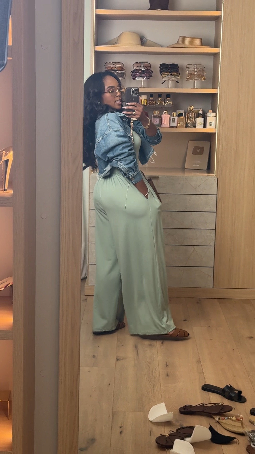 Hi Babes!

Okay this sage green jumpsuit is the definition of effortless style. The soft color, flattering fit, and flowy wide-leg silhouette make it one of those pieces you can throw on and instantly look put together. Paired with a cropped denim jacket and a structured brown bag, it gives that elevated everyday look I love.

If you're petite and curvy, this jumpsuit is so flattering because it defines the waist while the wide legs elongate the body. The sage green color feels fresh, expensive, and perfect for spring and summer styling.

Where to wear this:
• Weekend brunch
• Travel days
• Shopping trips
• Casual lunch dates
• Farmers markets
• Vacation sightseeing
• Everyday errands

Undergarments: Nude seamless bra and seamless brief for the smoothest fit.

Everything is linked below.

xx Kira | IG: KirasFashionFinds

34D - 27 - 40 • Size Small or 4

Follow me on Instagram and YouTube @kirasfashionfinds