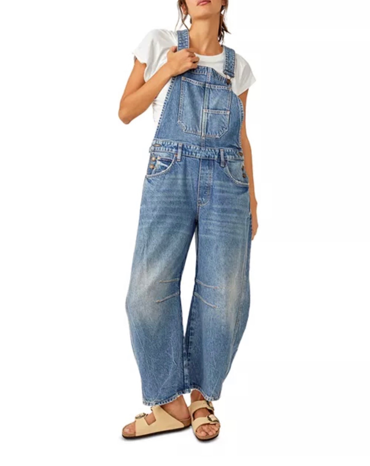 Barrel overalls on sale! Perfect for warm months but can also transition into fall! 

#LTKmorningroutine #LTKSaleAlert #LTKmomlife