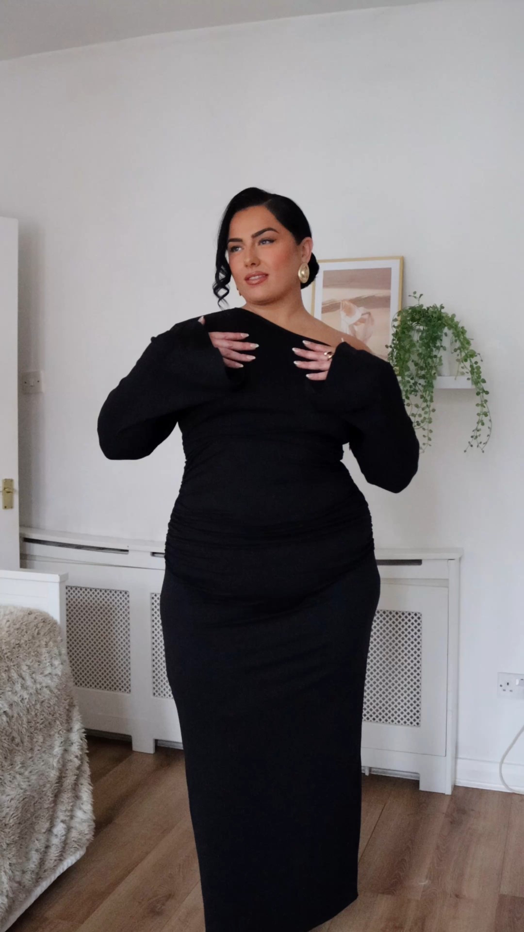 Plus Size Evening Black Outfit 🖤 


Plus size, Plus size ootd, plus size maxi dress, plus size maxi, maxi dress, evening outfit, date night, party season, party season outfit, size 20, size 20 style 

#LTKdatenight #LTKcurves #LTKfestive