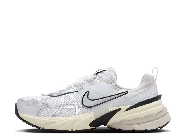 Nike V2K Run Sneaker - Women's | DSW