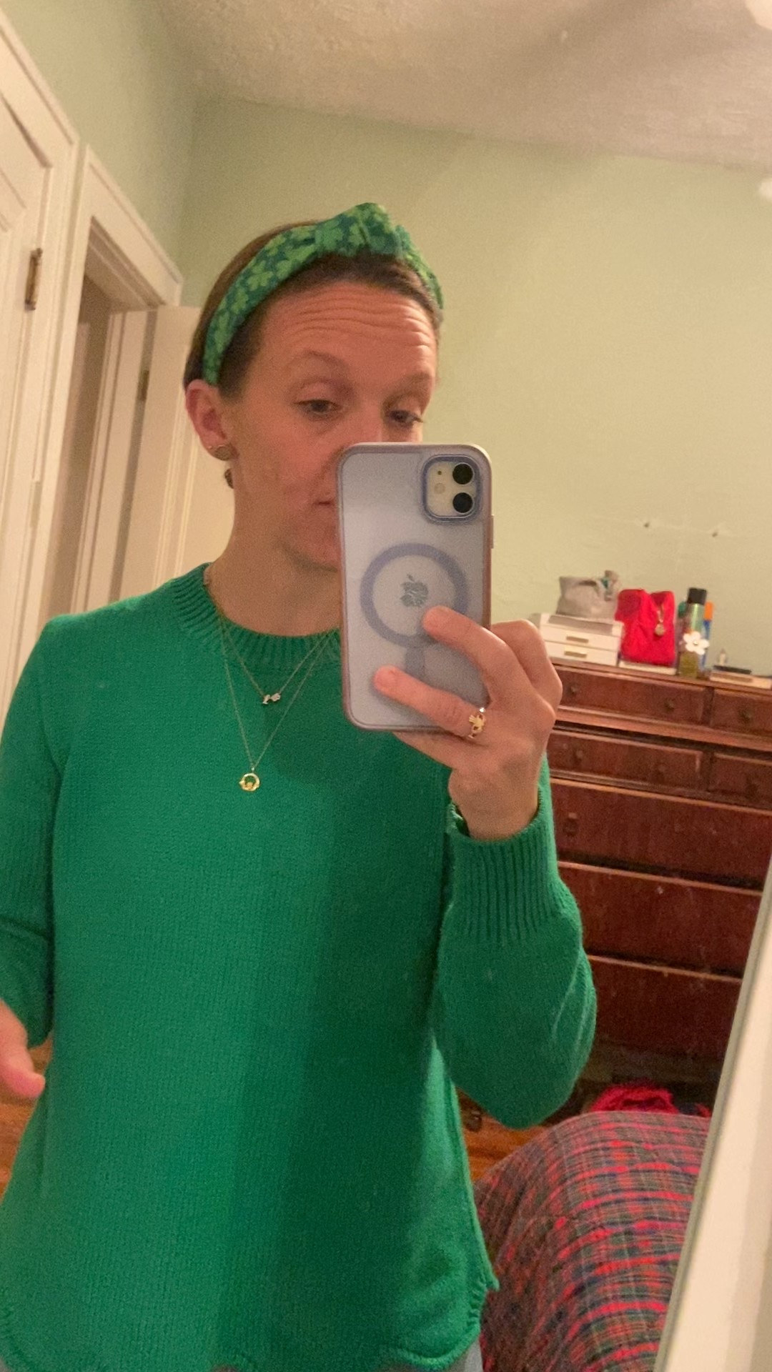 Watch now - St Patrick’s Day headband 


#LTKU #LTKOver40 #LTKSeasonal #etsy #shamrock #shamrockheadband #under10 #budgetfriendly #irish 

#LTKSaleAlert #LTKStyleTip #LTKFindsUnder50