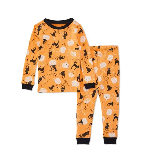 Just snagged my kids these cute Halloween pjs for 40% off plus free shipping!!! Use code FRIEND40 at checkout! 