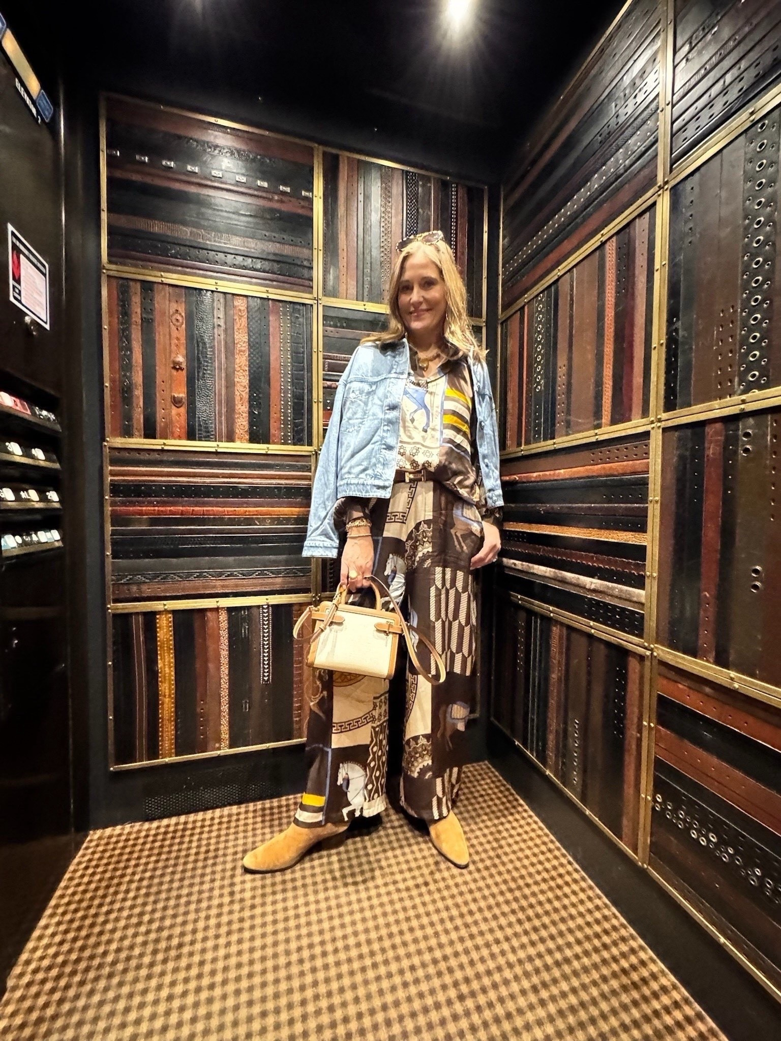 I am obsessed with this matching set! It makes getting ready in the morning so easy. Plus, it’s light weight so perfect for dinner dates in the summer months. s

#LTKOver40 #LTKMidsize #LTKdayinmylife