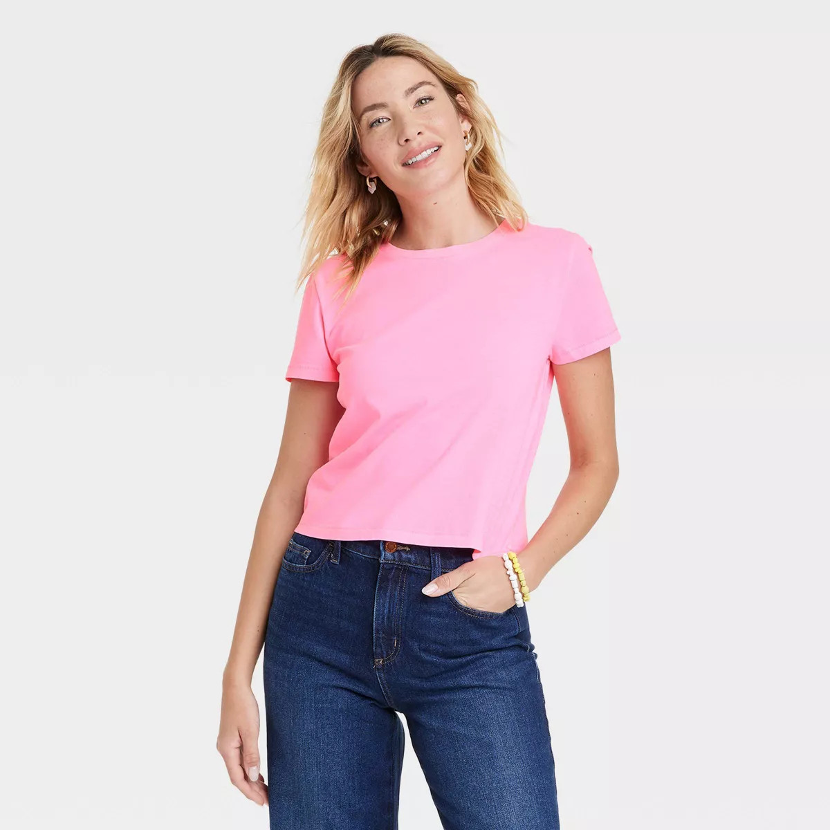Women's Shrunken Short Sleeve T-Shirt - Universal Thread™ | Target