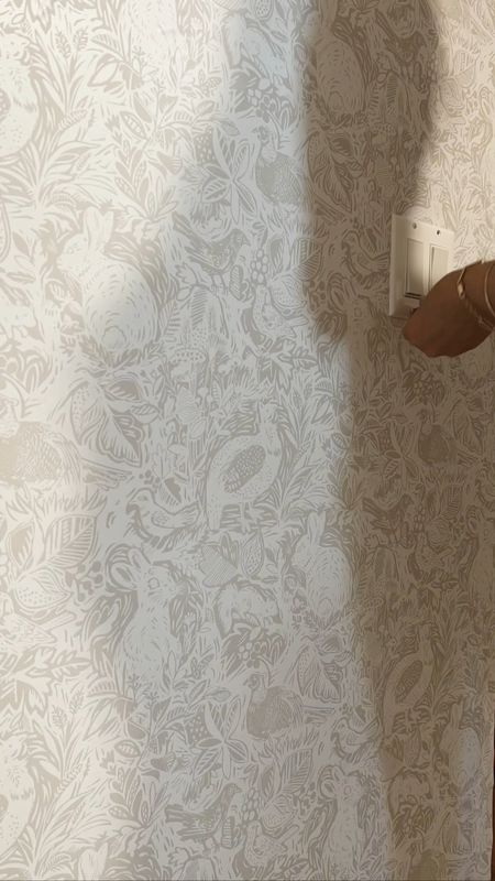 You’re going to LOVE this peel-and-stick wallpaper that’s currently on sale for under $28/roll!! Super simple to install and great quality 🙌🏻

#LTKfindsunder50 #LTKVideo #LTKhome