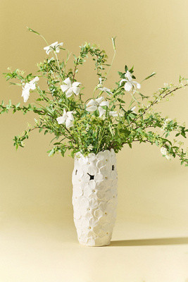 Flora Ceramic Flower Vase | Anthropologie (US)