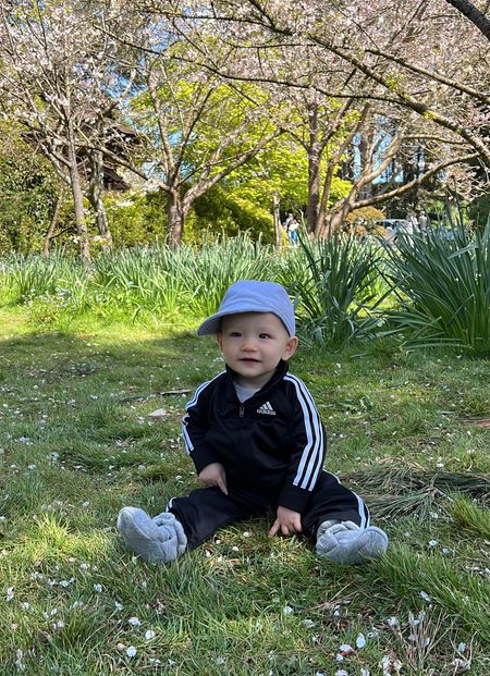 Chillin in his Adidas tracksuit 

#LTKbaby