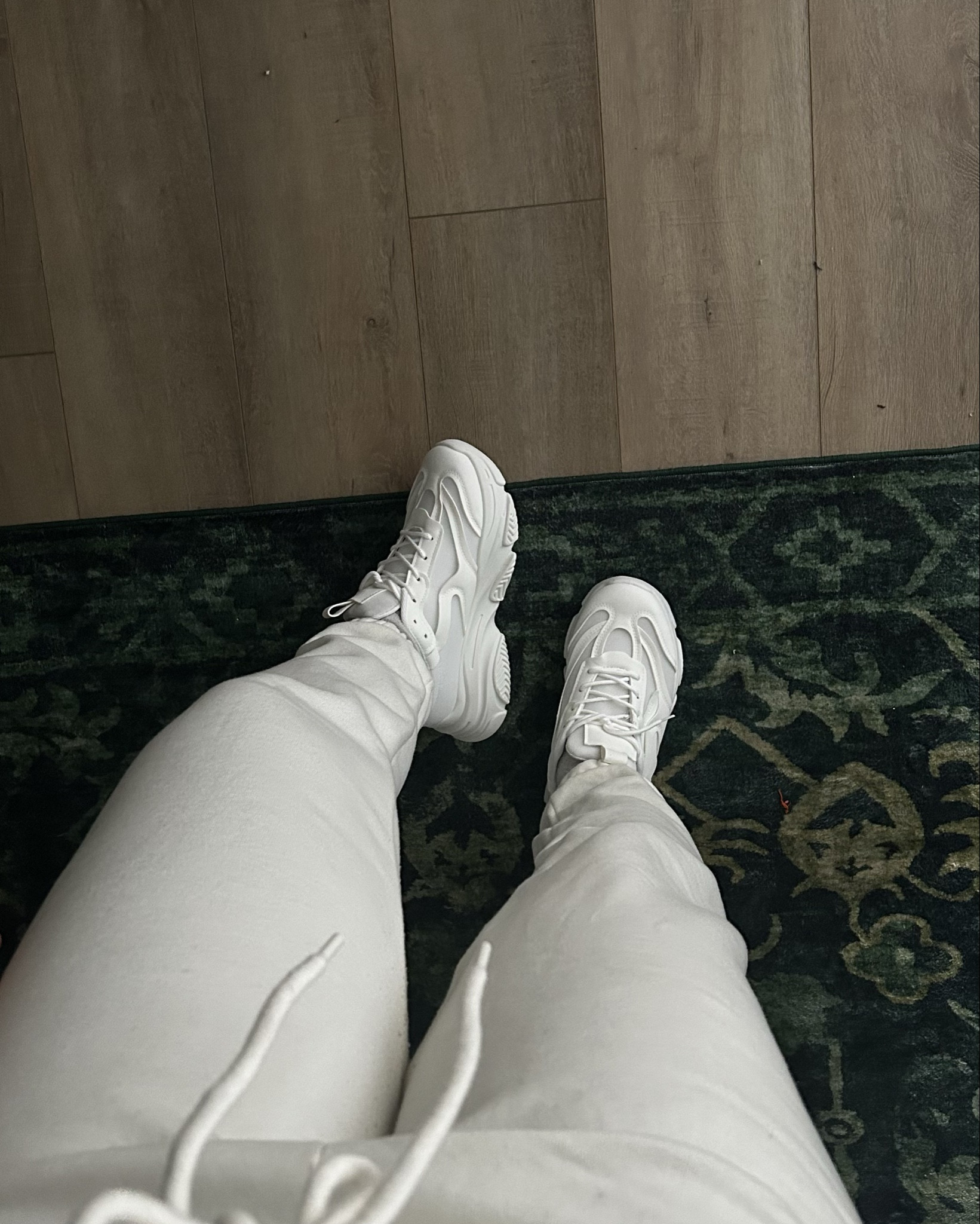 Fashion Nova~  Feelin My Vibe Sneakers. Super cute and  have a similar “build” to the Steve Madden Chunky Sneaker. Feel the same too! 
#fashionnova 
