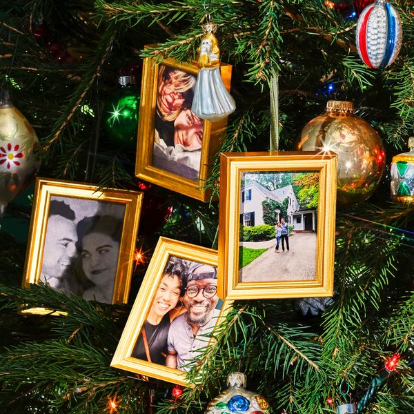 Personalized Ornament | 3 x 3.75 Picture Frame | Gifts Under $30 | Framebridge