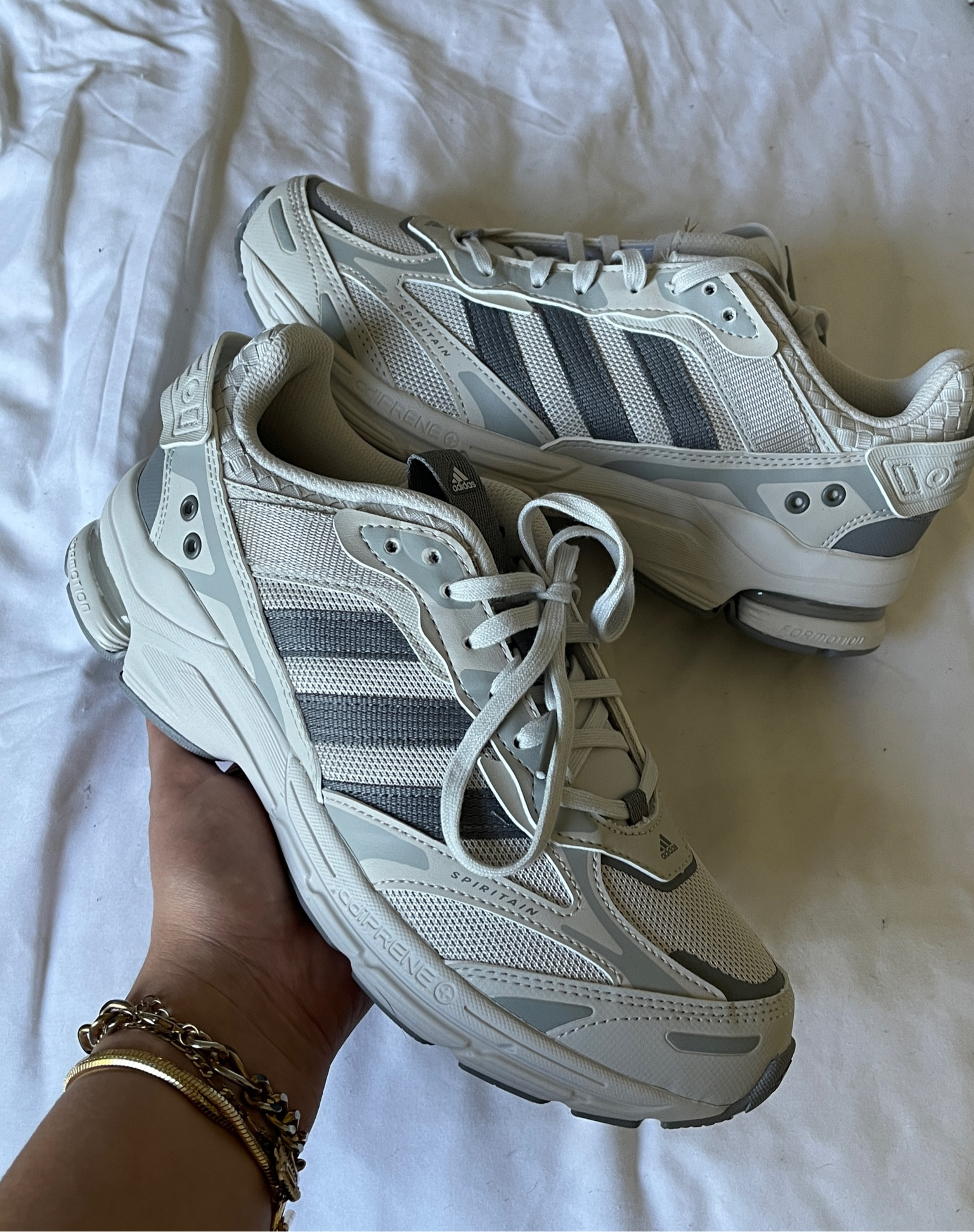 New favorite gym sneakers. They are so comfortable and have a bit of a wider toebox. These are both affordable and so cute. True to size. 

#LTKshoecrush #LTKfitness #LTKsalealert