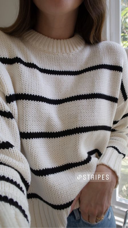 Classic striped sweater for any spring outfit 🖤🤍 love the Jenni Kayne Chloe crewneck (TYLER15 saves).

It is more of a boxy/slightly cropped silhouette. I have my usual smaller size but could size up, as well. 



#LTKFind #LTKSeasonal #LTKstyletip